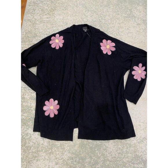 Aaeda Size 2XL BLACK Boho chic Cardigan with Embroidered Flowers Open Front - Picture 3 of 9